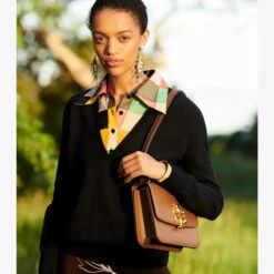 Tory Burch Eleanor Bag -Chic Style Shop Eleanor20Bag.TB Editorial Shoot 20210114 ESLS 010.pdp 1200x1200 1