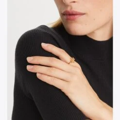 Tory Burch Eleanor Ring -Chic Style Shop Eleanor20Ring.TB 83470 720 20230711 OMACC.pdp 1200x1200 1