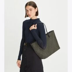 Tory Burch Ever-Ready Zip Tote -Chic Style Shop Ever Ready20Zip20Tote.TB 145634 001 20230411 OMACC.pdp 1200x1200 1