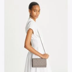 Tory Burch Fleming Matte Chain Wallet Crossbody -Chic Style Shop Fleming20Matte20Chain20Wallet20Crossbody.TB 142518 082 20230509 OMACC.pdp 1200x1200 1