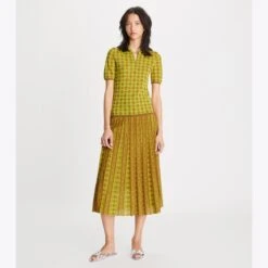 Tory Burch Knit Jacquard Skirt -Chic Style Shop Knit20Jacquard20Skirt.TB 134795 705 20230208 OMFRO.pdp 1200x1200 1