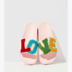 Tory Burch Love Slides -Chic Style Shop Love20Slides.TB Editorial Shoot 20221212 ESLS.pdp 1200x1200 1