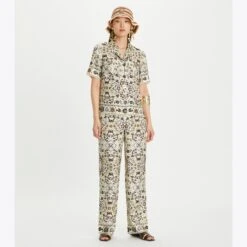 Tory Burch Printed Silk Shirt -Chic Style Shop Printed20Silk20Shirt.TB 150673 200 20230413 OMFRO.pdp 1200x1200 1