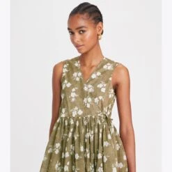 Tory Burch Printed Wrap Dress 8 Tory Burch Printed Wrap Dress -Chic Style Shop Printed20Wrap20Dress.TB 150305 250 20230117 OMDET.pdp 1200x1200 1