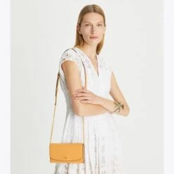 Tory Burch Robinson Chain Wallet -Chic Style Shop Robinson20Chain20Wallet.TB 137152 800 20230515 OMACC.pdp 1200x1200 1