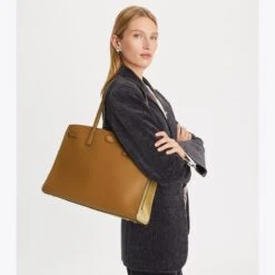 Tory Burch Robinson Satchel -Chic Style Shop Robinson20Satchel.TB 152754 202 20230711 OMACC.pdp 1200x1200 1