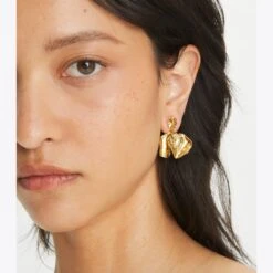 Tory Burch Roxanne Front-Back Earring -Chic Style Shop Roxanne20Front Back20Earring.TB 149736 700 20230410 OMACC.pdp 1200x1200 1
