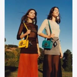 Tory Burch Small Eleanor Convertible Shoulder Bag -Chic Style Shop Small20Eleanor20Convertible20Shoulder20Bag.TB Campaign 20221207 EOMC 008.pdp 1200x1200 1