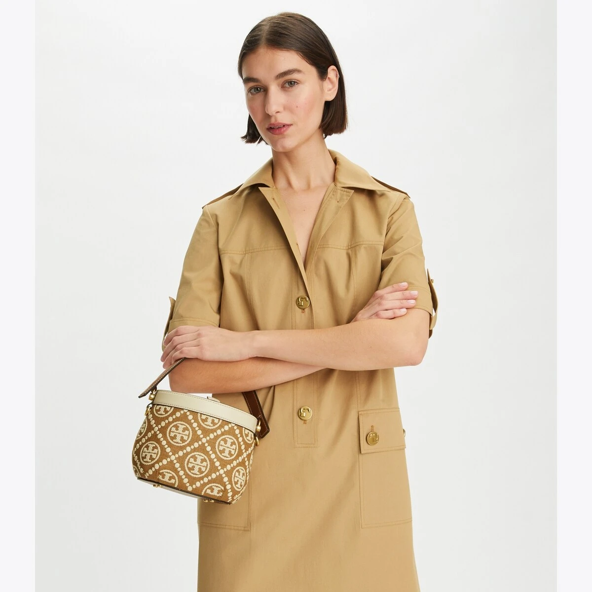 Tory Burch T Monogram Embroidered Raffia Canteen Bag 6 Tory Burch T Monogram Embroidered Raffia Canteen Bag - Image 4