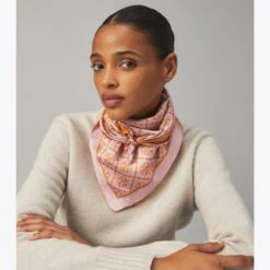 Tory Burch T Monogram Two-Tone Scarf 29 Tory Burch T Monogram Two-Tone Scarf -Chic Style Shop T20Monogram20Two Tone20Scarf.TB 84648 432 20210708 OMADD.pdp 1200x1200 1